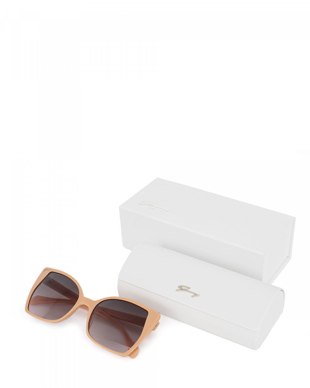 Square-frame acetate sunglasses | Sunglasses, Ricercabili, Accessories | Genny